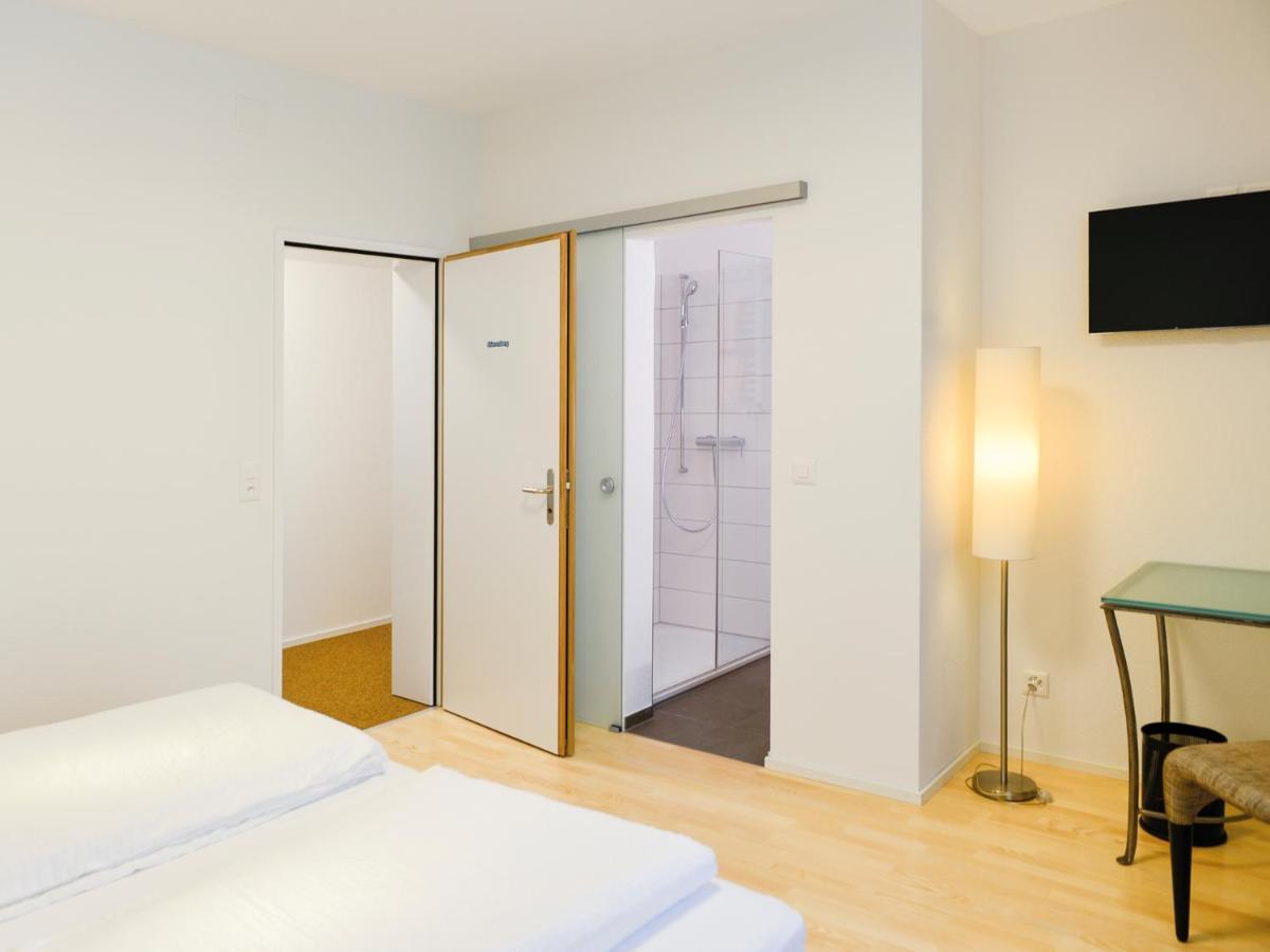 Hotel Baders Krone Laupersdorf Eksteriør billede
