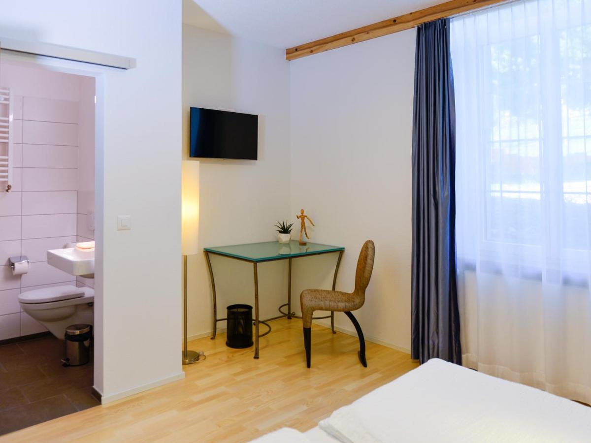 Hotel Baders Krone Laupersdorf Eksteriør billede